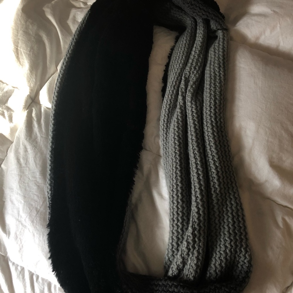 Black and Gray two sided fur and knit winter scarf